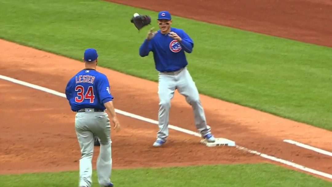 BALL-STUCK-IN-LESTERS-MITT